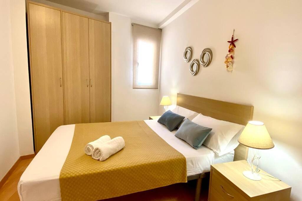 Apartamento Pequeno Y Luminoso En Cambrils Apartman Kültér fotó